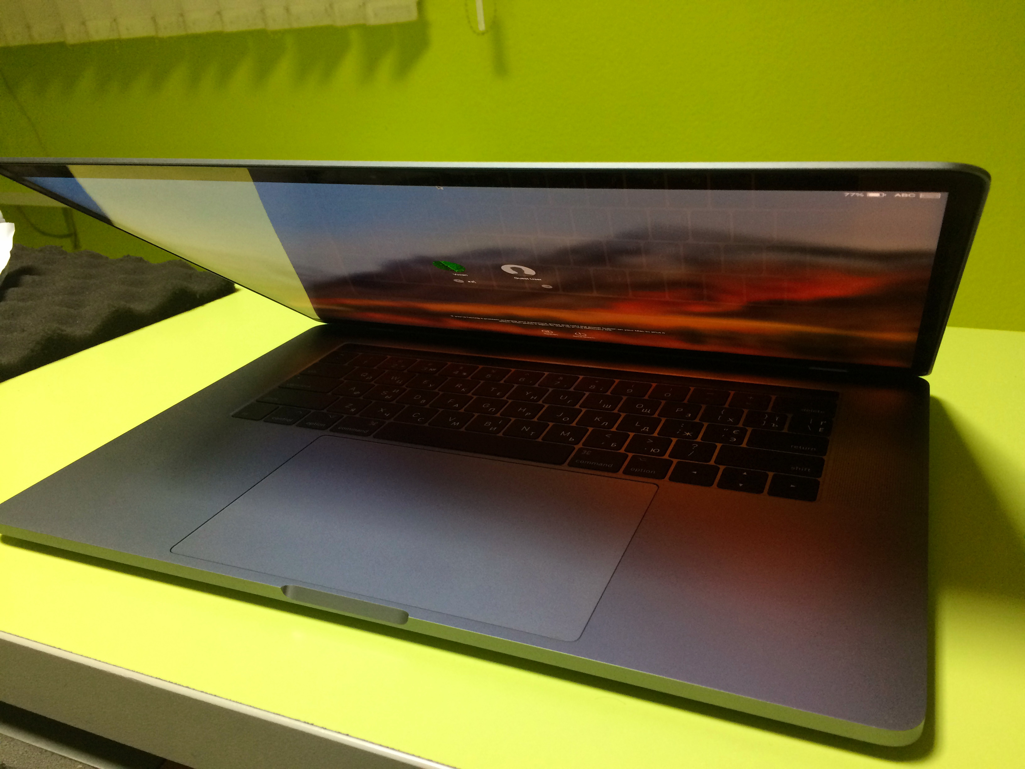  MacBook Pro A1707 
